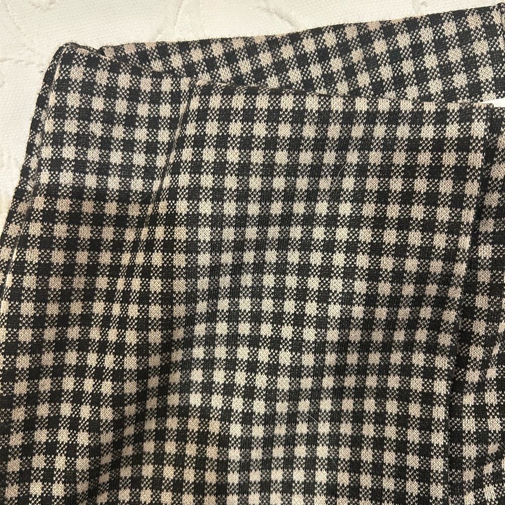 Altar’d State Gingham High-Waisted Flared Pants 
Size: XS 
NWT - Picture 3 of 8